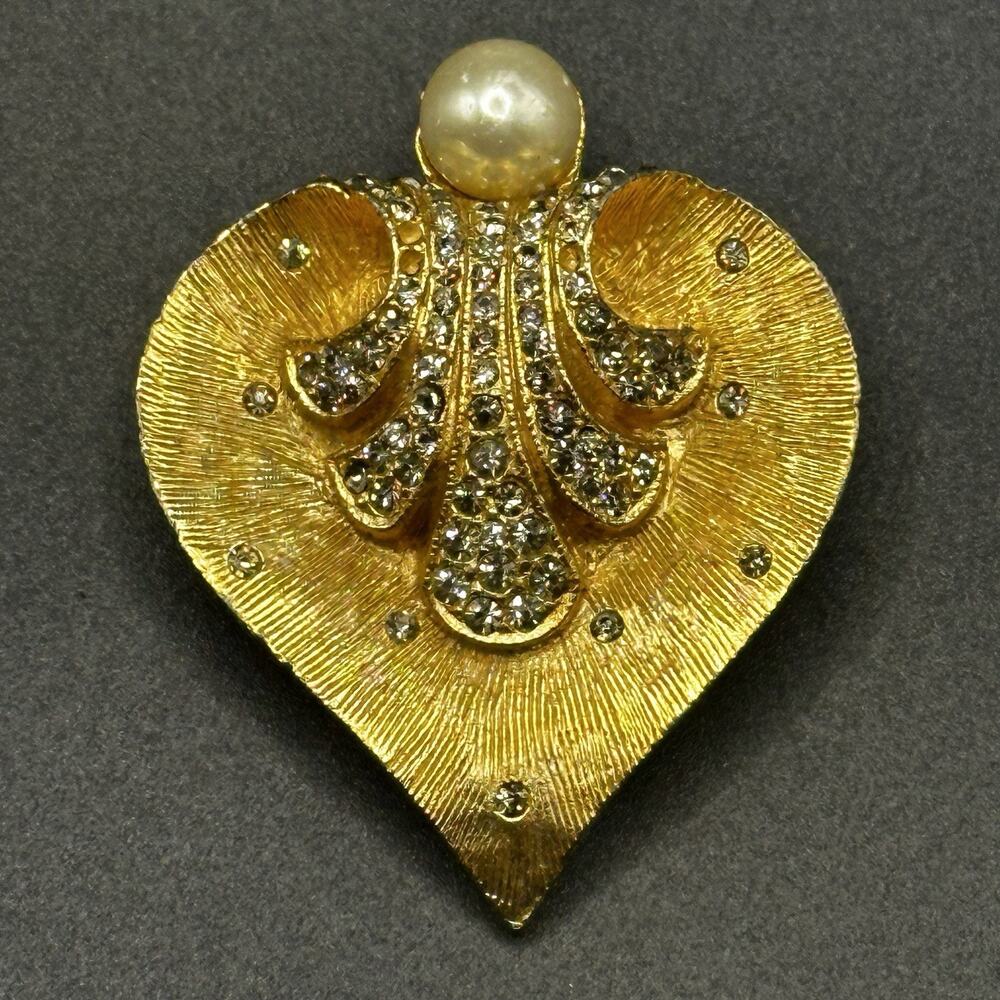 Vintage Benedikt NY Rhinestone Heart Brooch Pin Figural Burst Faux Pearl Gold Tn
